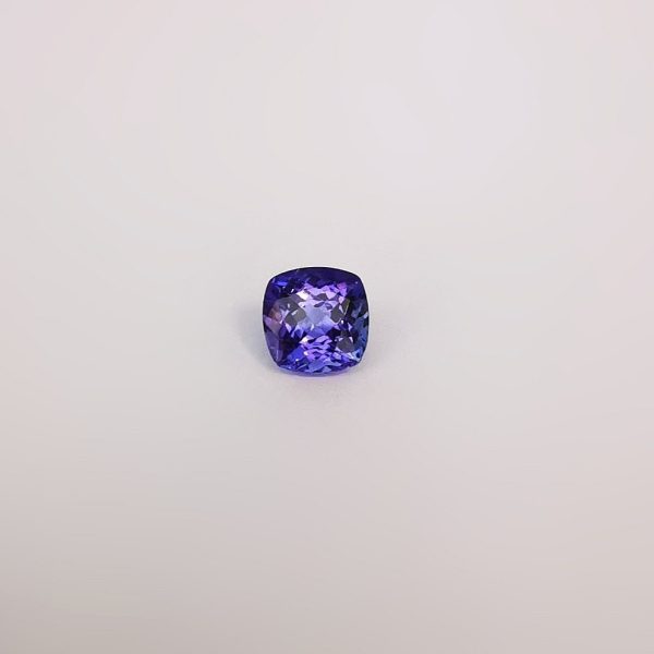 38944 tanzanite coussin 8x8 2.09cts