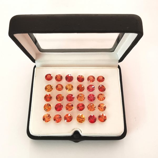41000  SAPHIRS ORANGES MELES RONDS 70mm beryllium