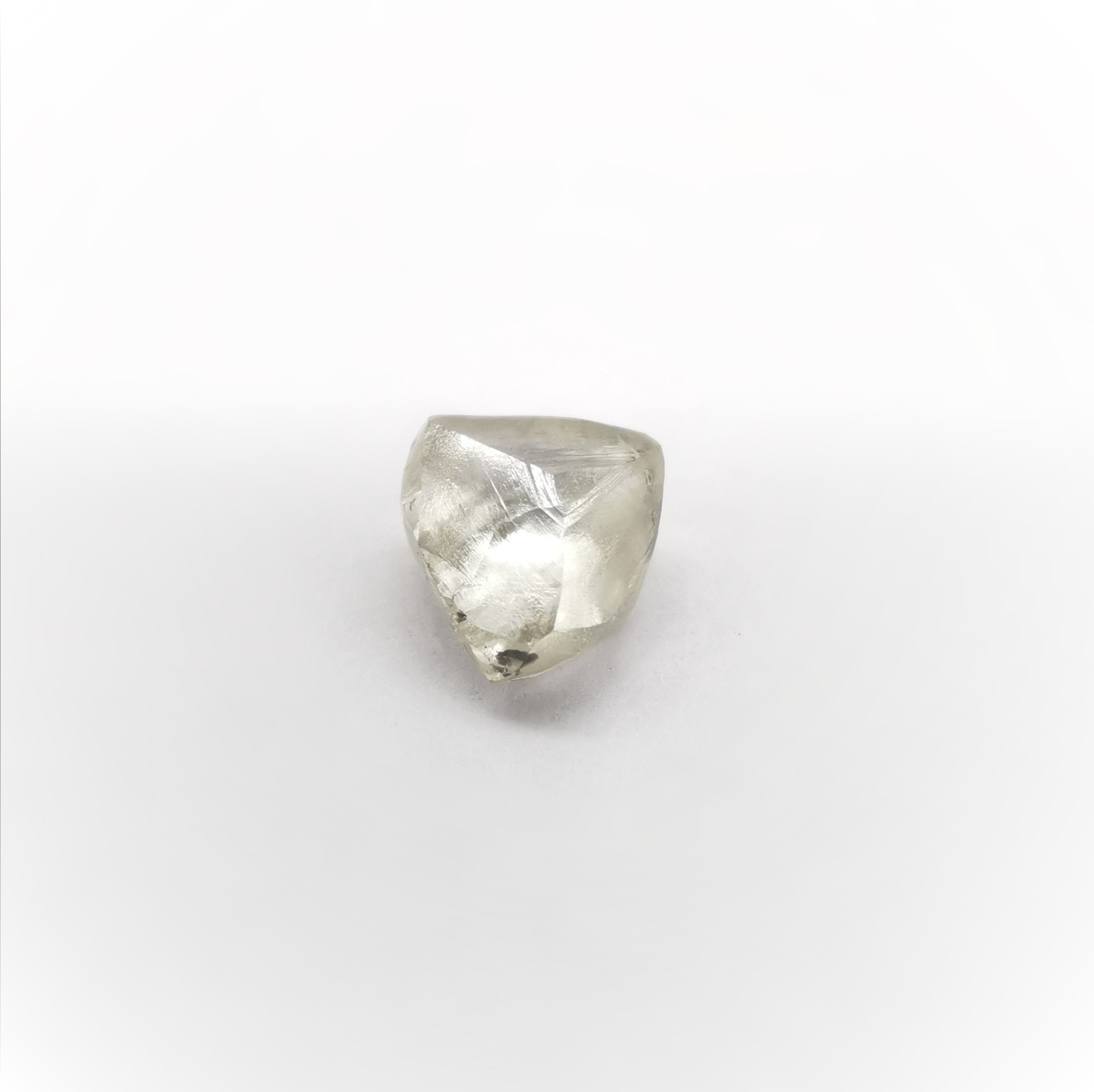 39755 Diamant brut/incolore/octaèdre 1.32ct – Image 2