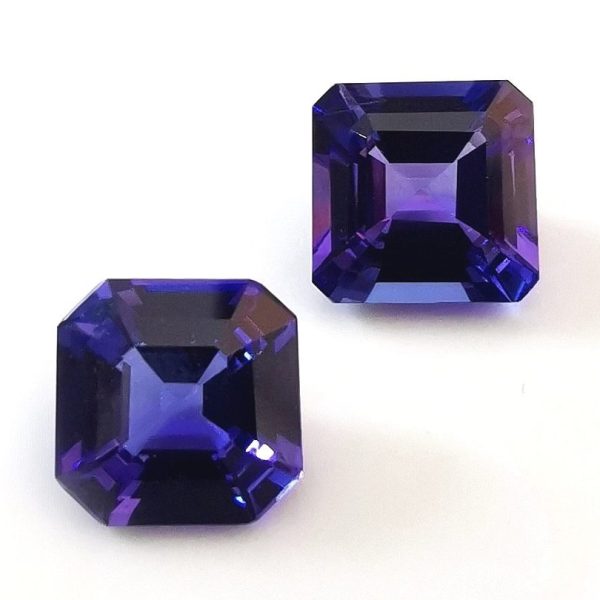 42657 TANZANITES CPC 9.47CTS
