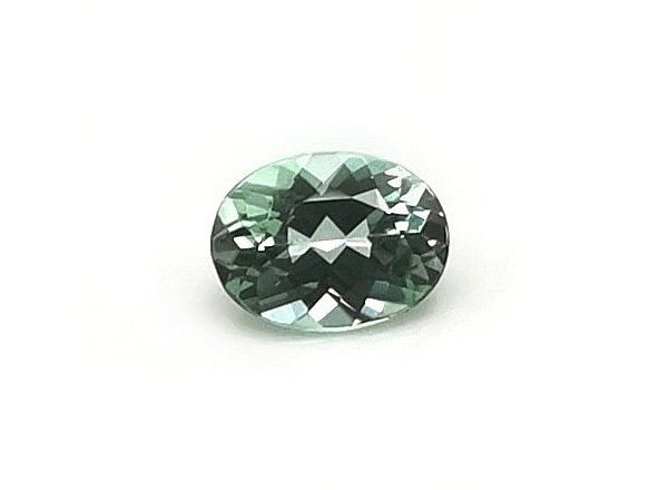 42692 TOURMALINE VERTE OVALE 10X7.5 ; 2.28CTS