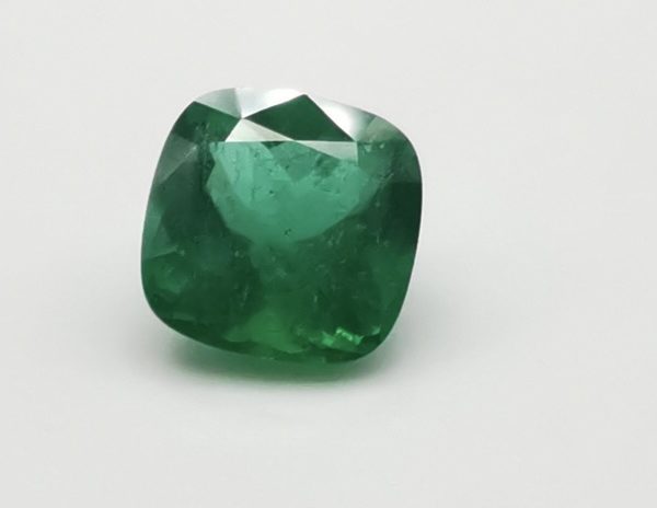 42866 EMERAUDE COUSSIN 130X130 8.14 CTS